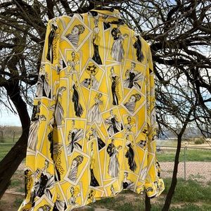 Vintage 100% silk yellow w/ “Great Gatsby like” shirt